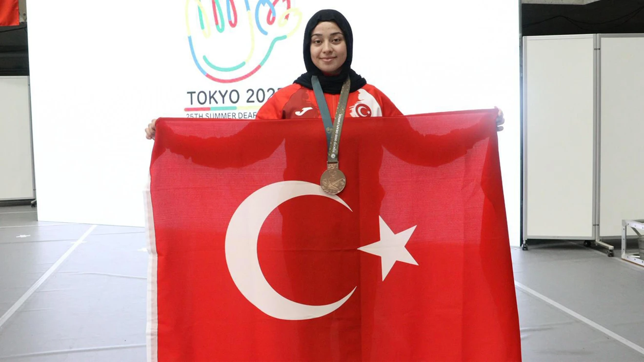 Spor Bilimleri Fakültesi öğrencilerinden uluslararası şampiyonalarda 14 madalya